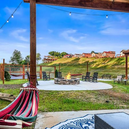 Sojourn Lodging Sevierville Esterno foto