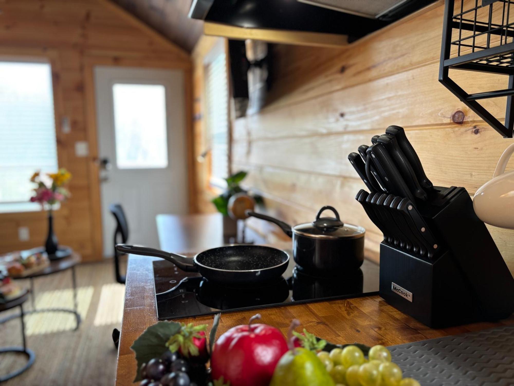Sojourn Lodging Sevierville Esterno foto