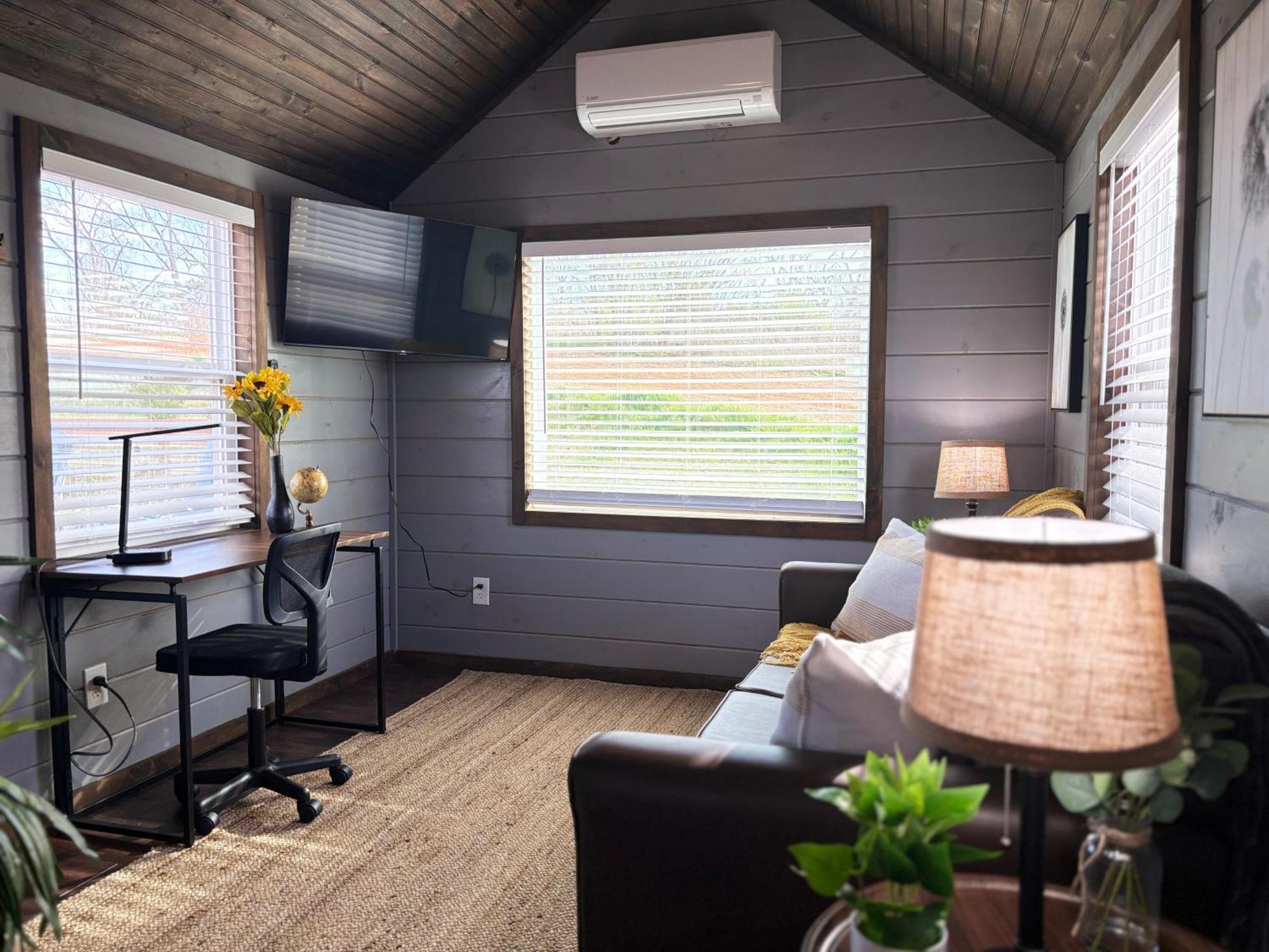 Sojourn Lodging Sevierville Esterno foto